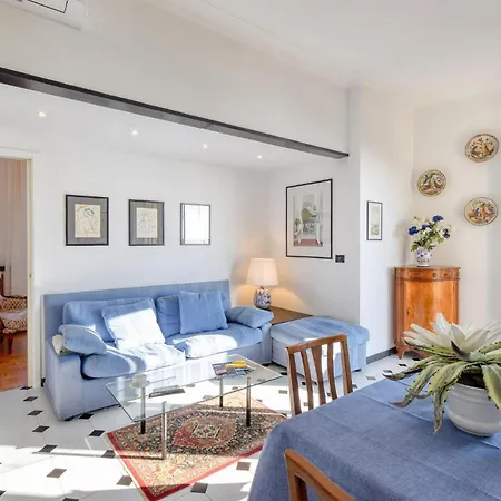 Cozy In With House Sea View شقة كامولّي